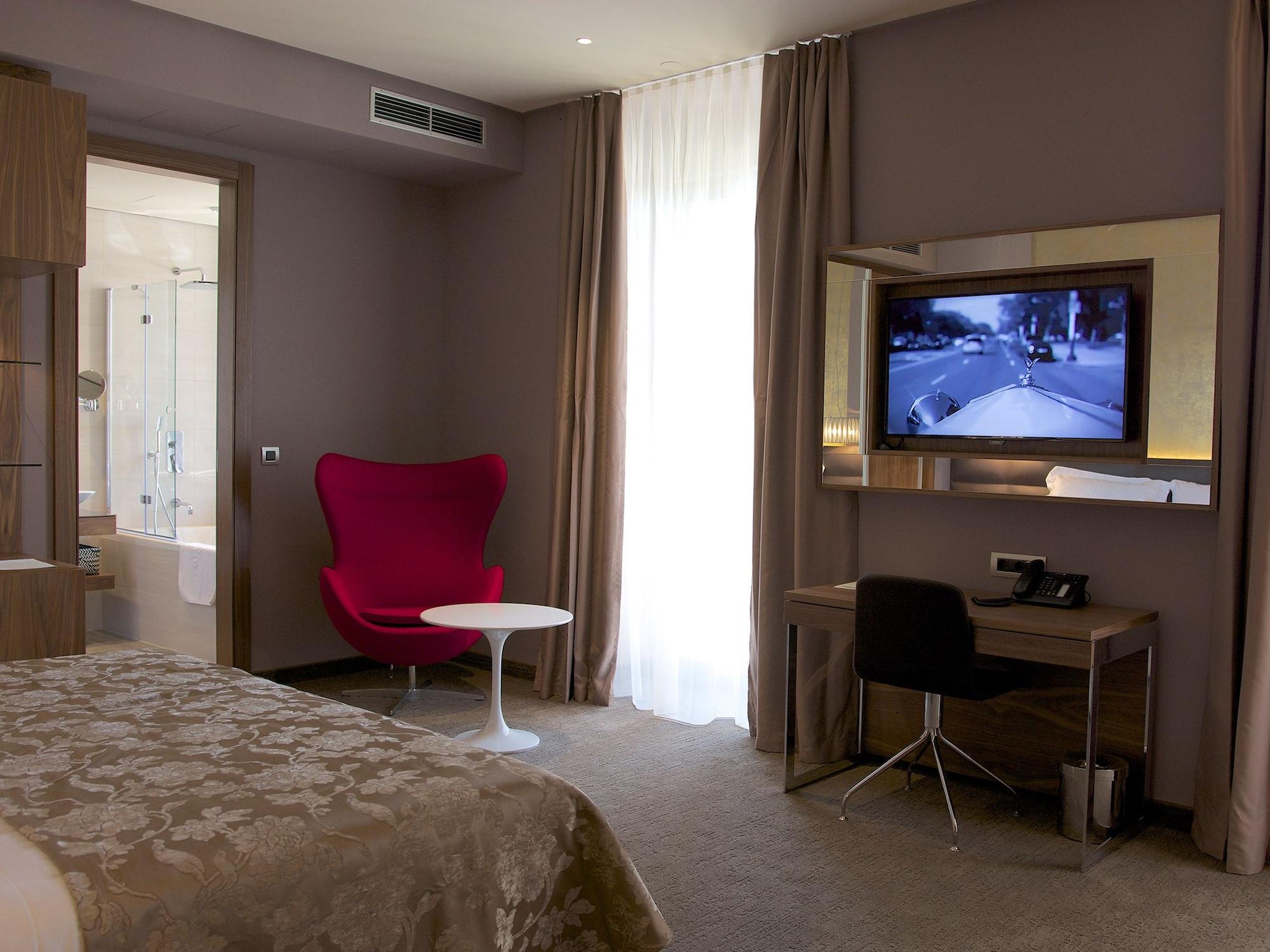 Atlantida Boutique Hotel